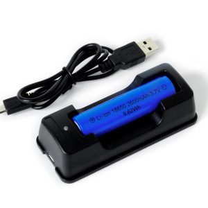 18650 Litija akumulators + lādētājs